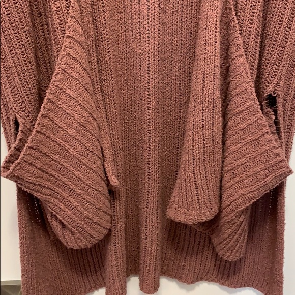 Dresses and Knit Cardigan - Picture 10 of 13